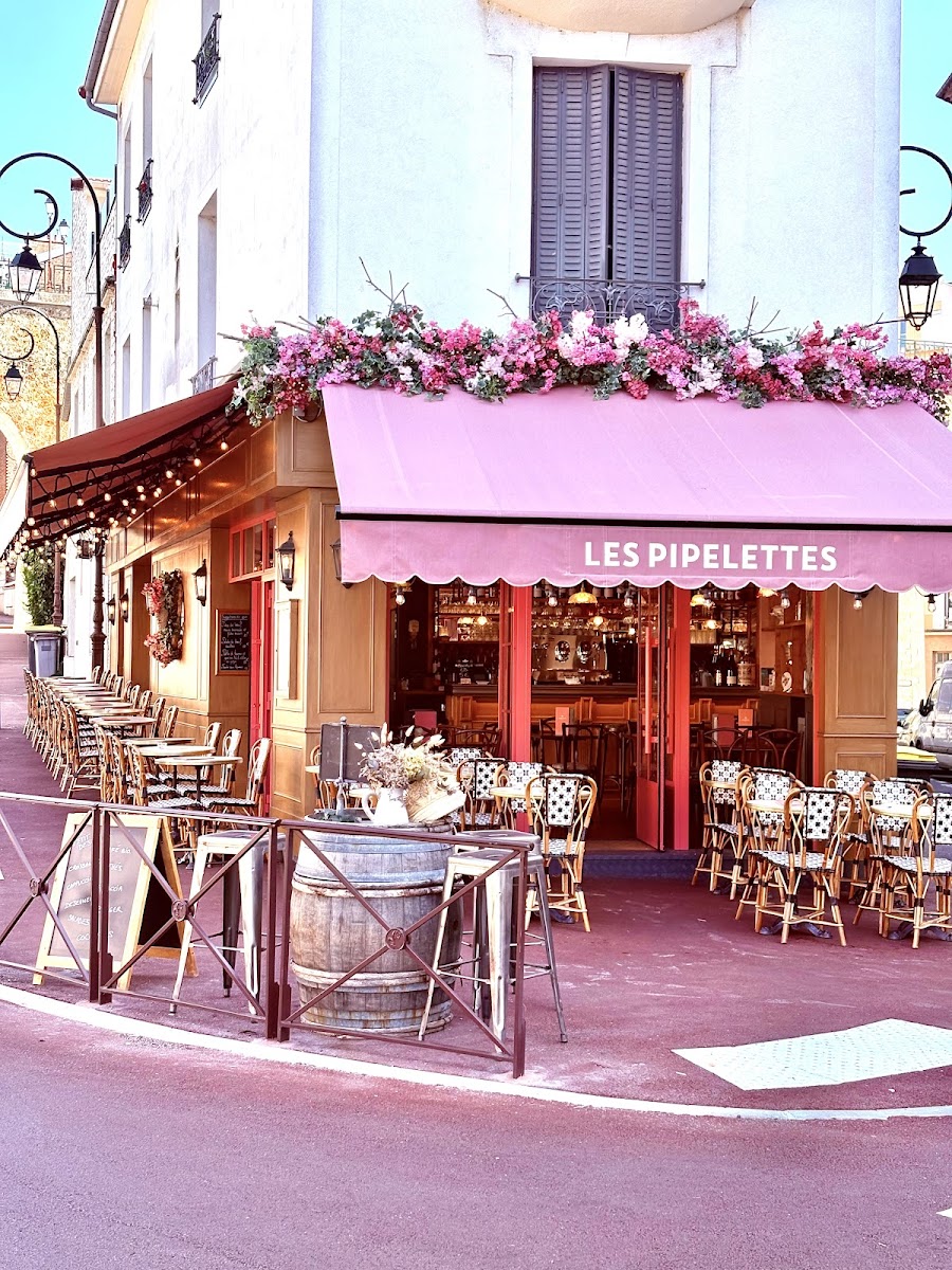 Les Pipelettes - Saint Cloud