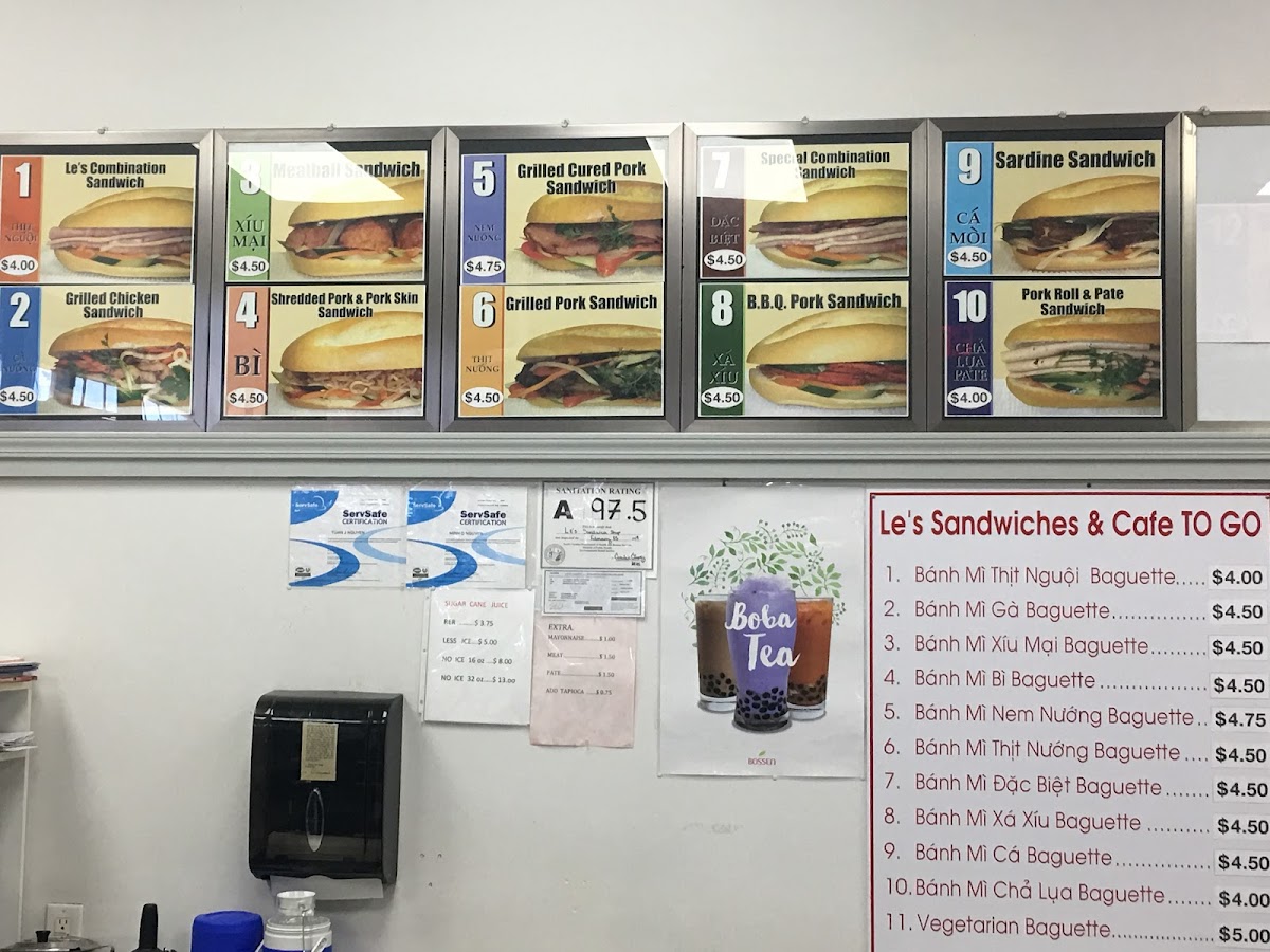 Menu Le's Sandwiches & Café-2