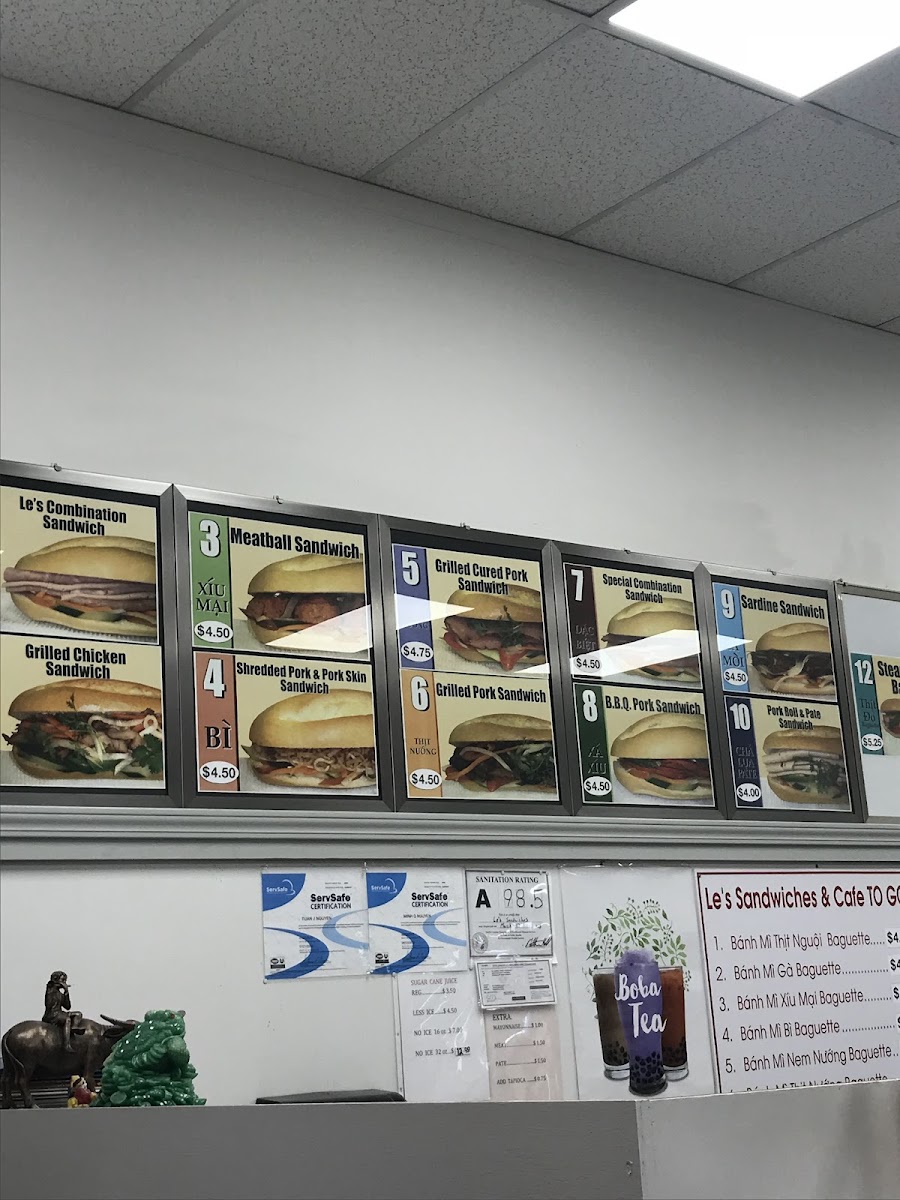 Menu Le's Sandwiches & Café-7