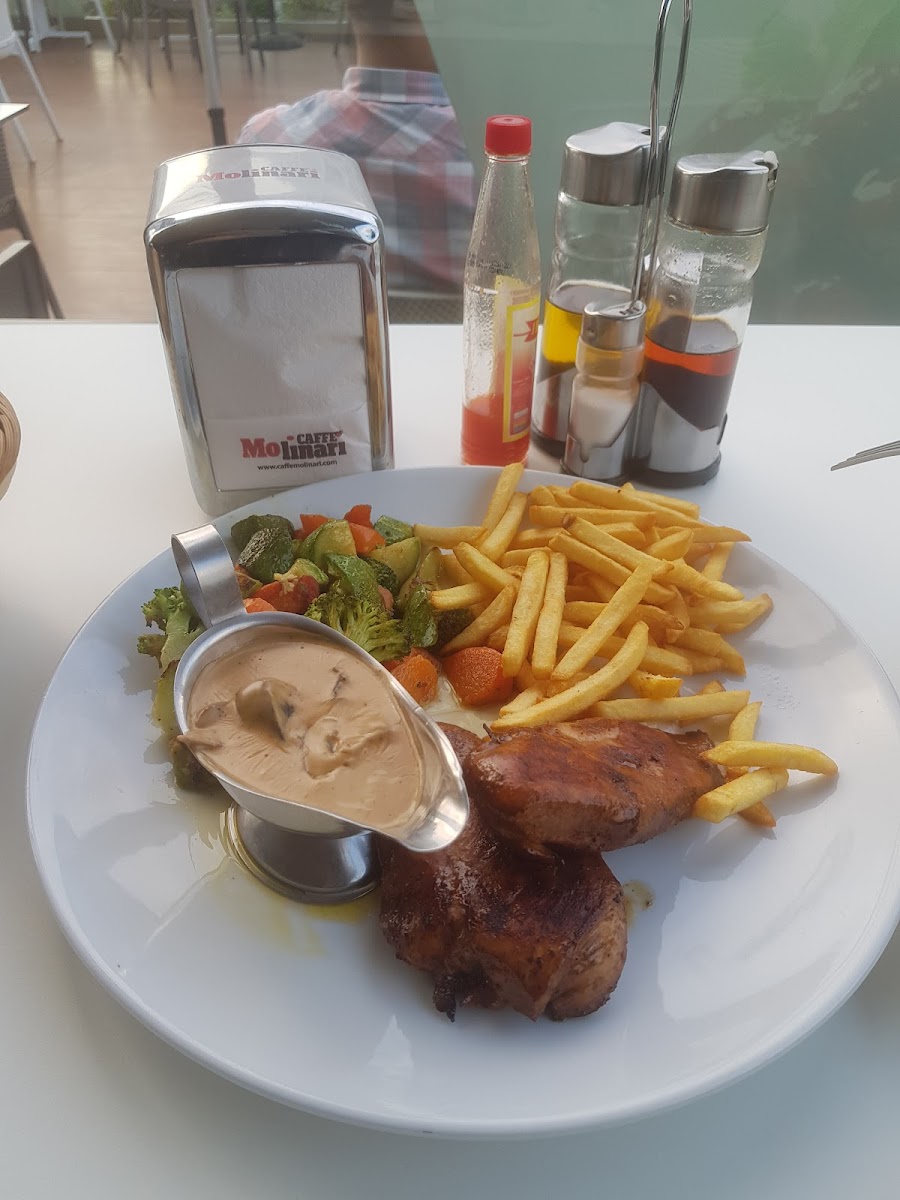 Les Terrasses : Café & Restaurant-8