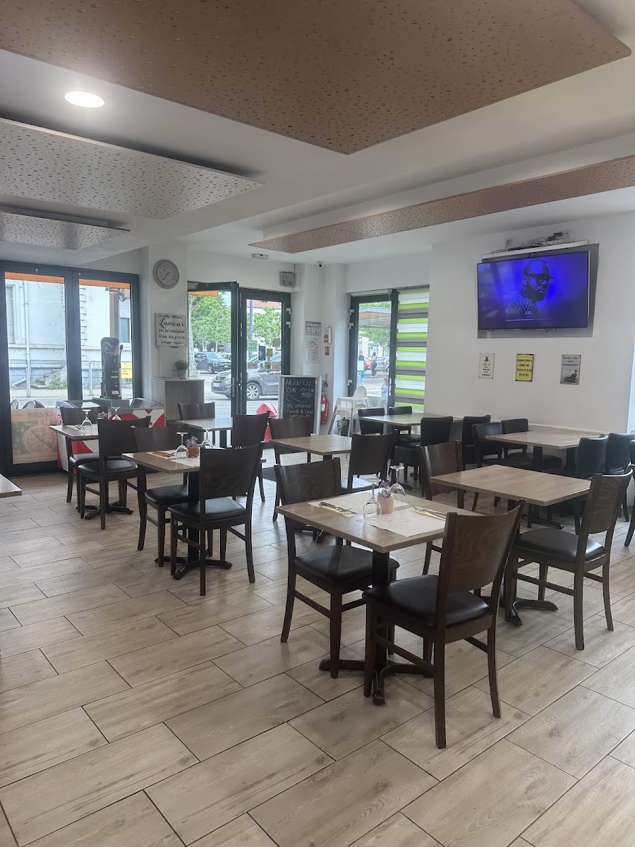 Lezzet Grill