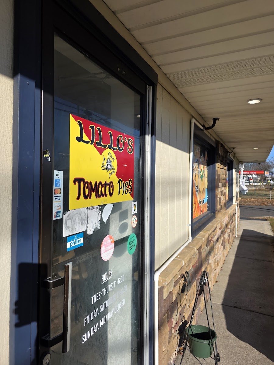 Lillo's Tomato Pies