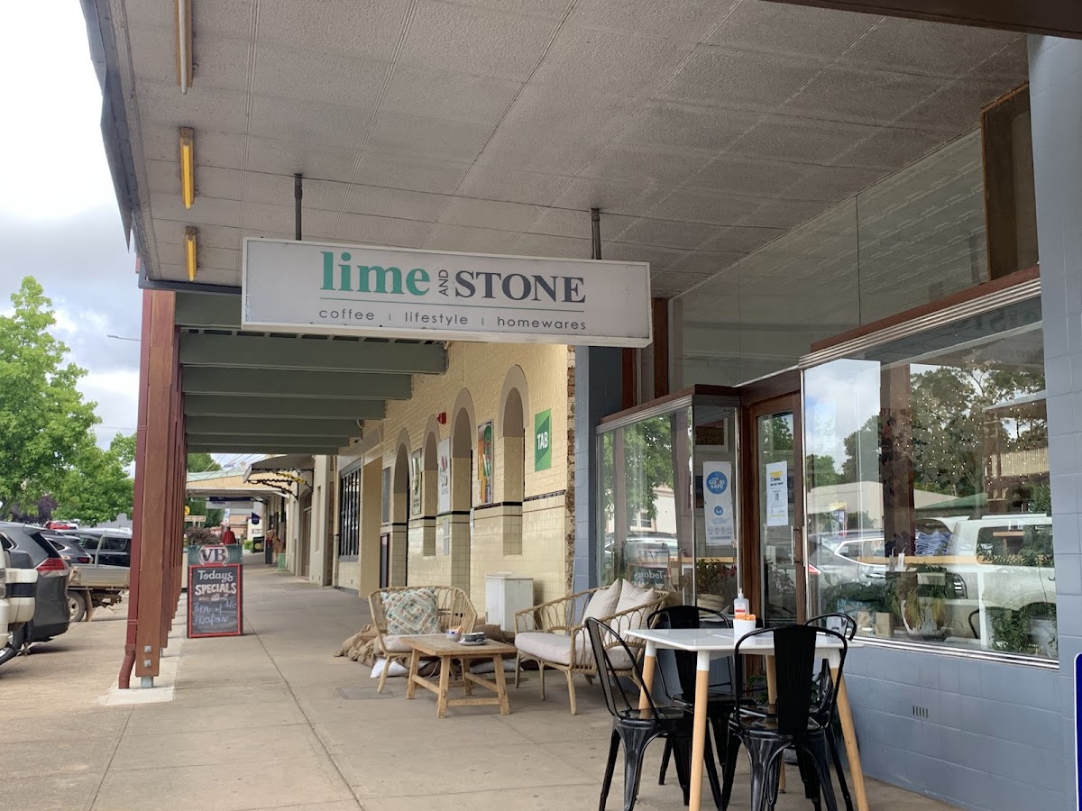 Lime & Stone Cafe-4
