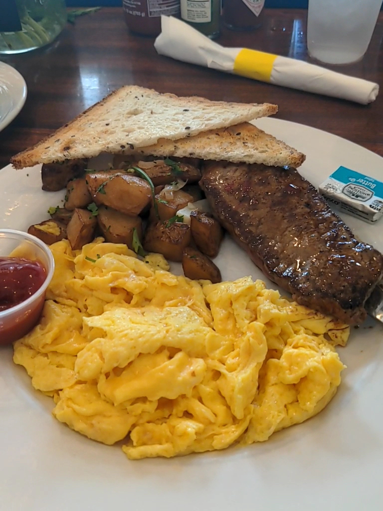 Limonada Bar + Brunch-2