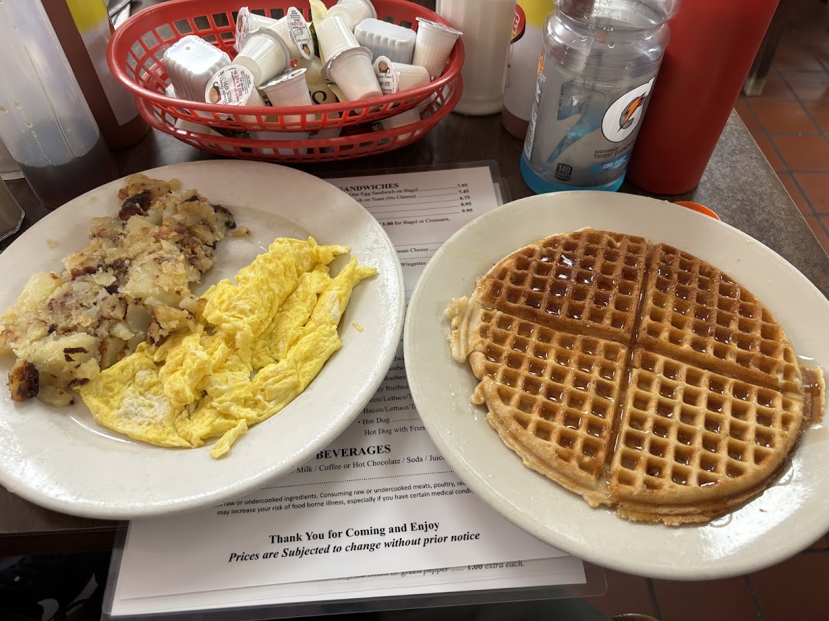 Lincoln's Waffle Shop-3