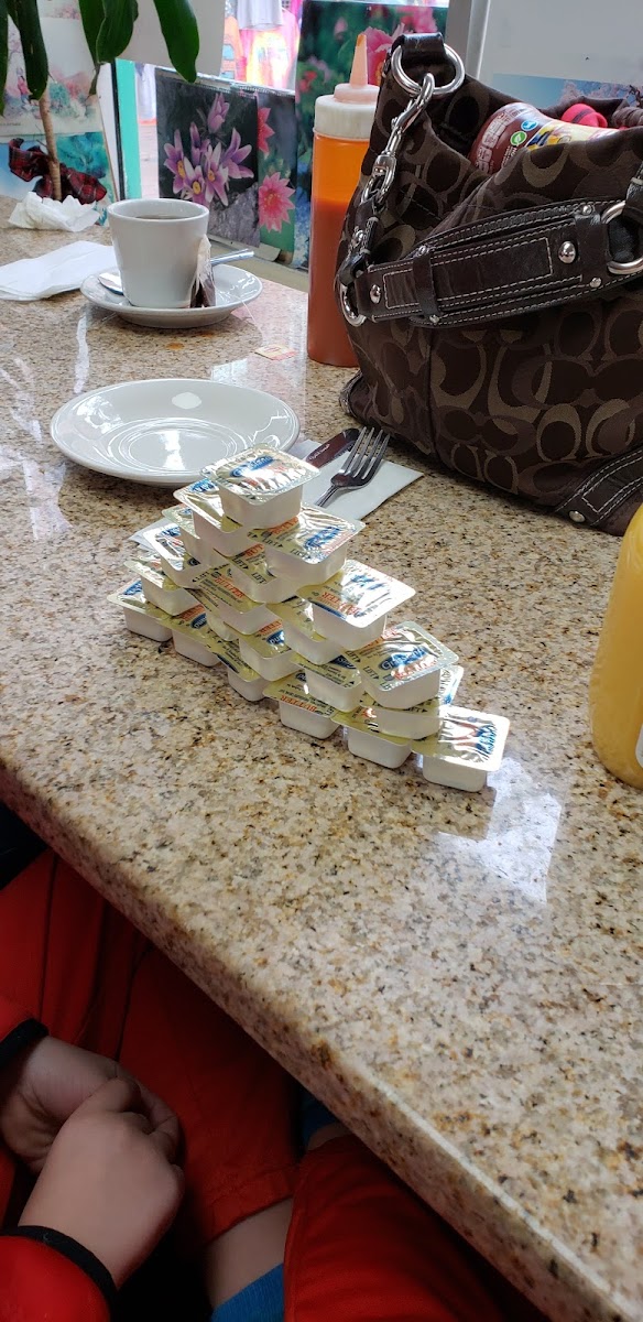 Lincoln's Waffle Shop-7