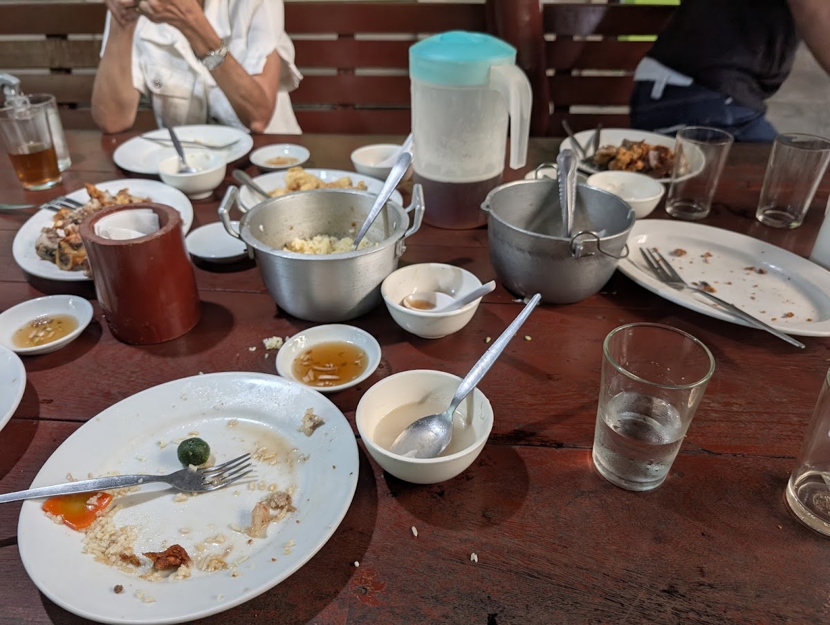 Lingling Garden Restaurant-4