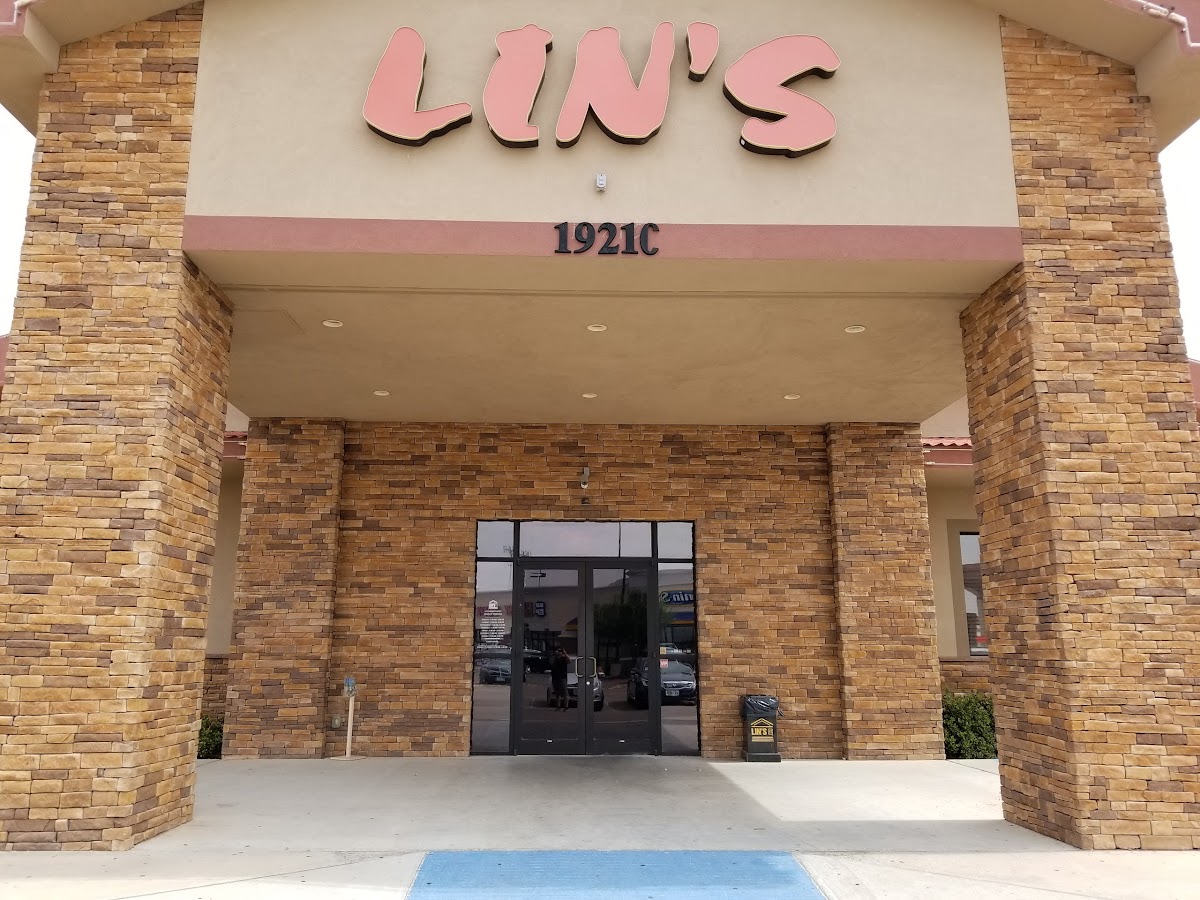Lin's Grand Buffet