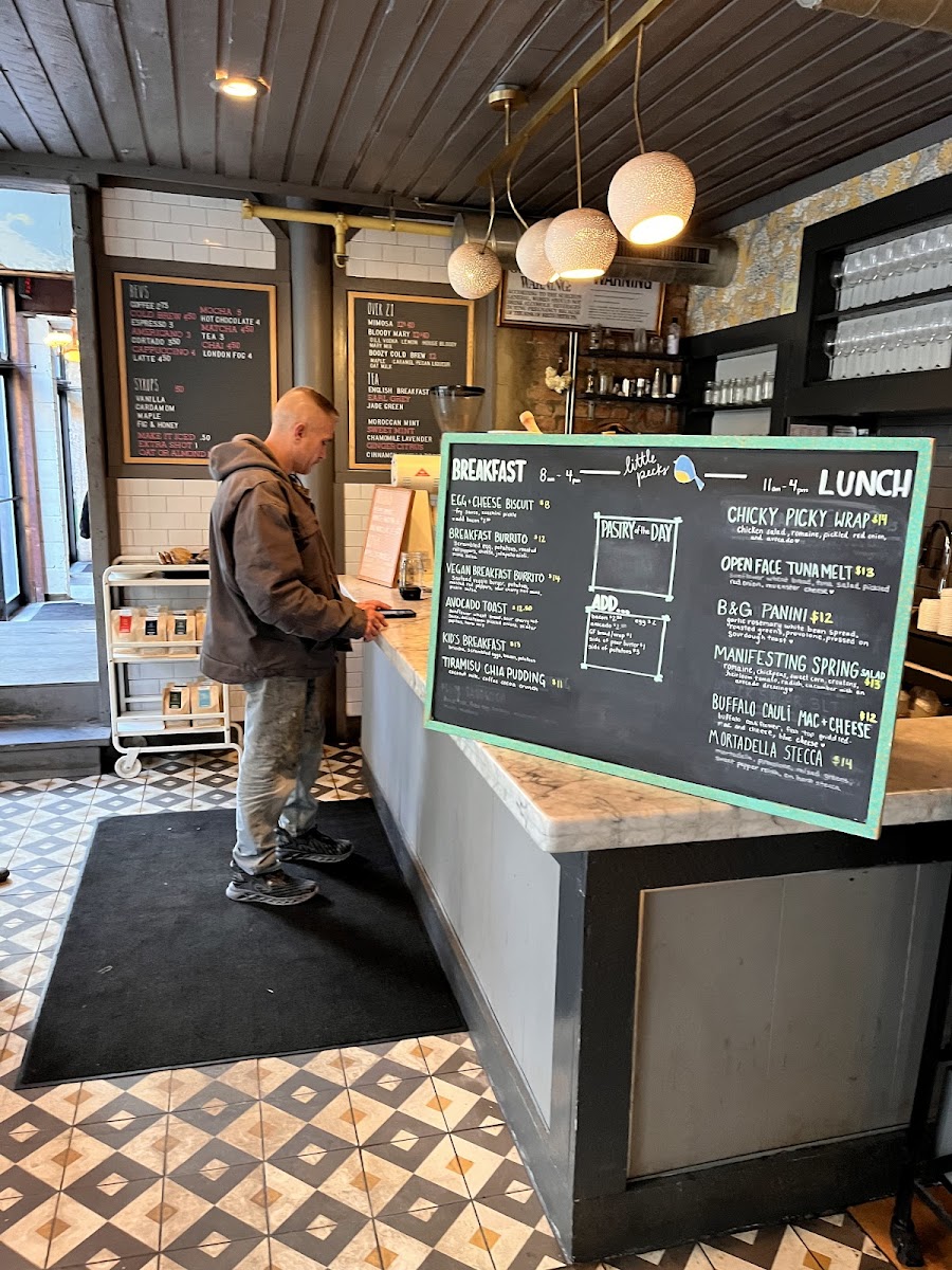 Menu Little Pecks-8