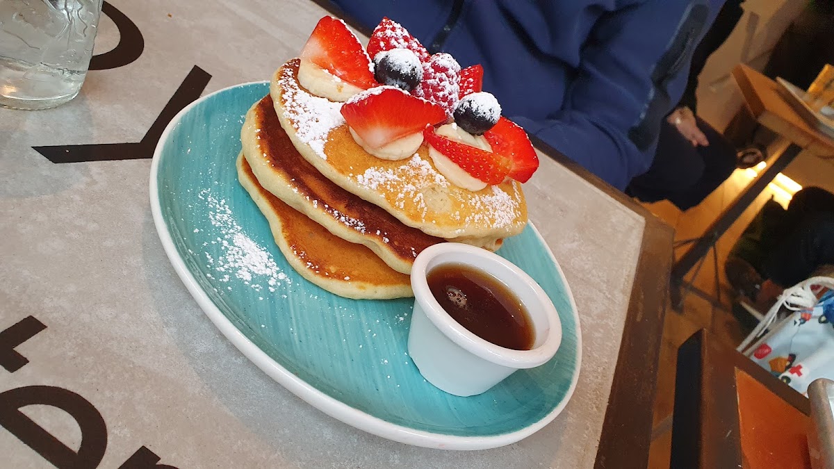 Lloyd Coffee Eatery Louise-7