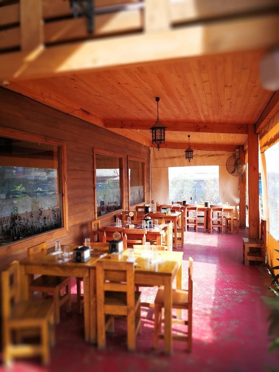 Lo Pinto Bar & Restaurante
