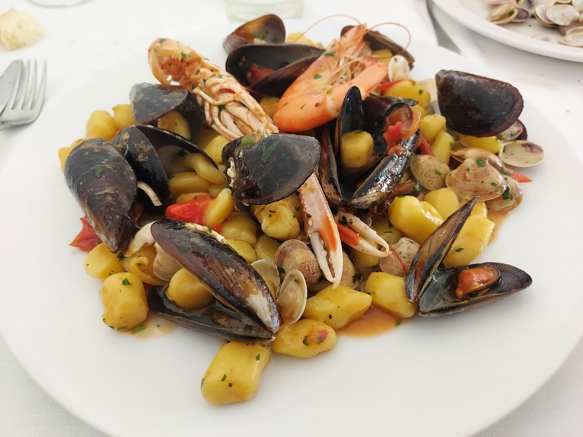 L'oasi Ristorante Di Pesce Civitanova Marche-10