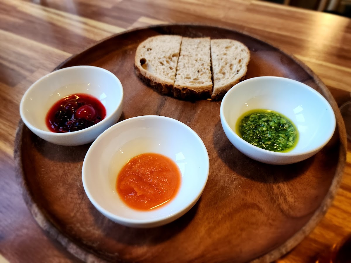 Local Eat-4