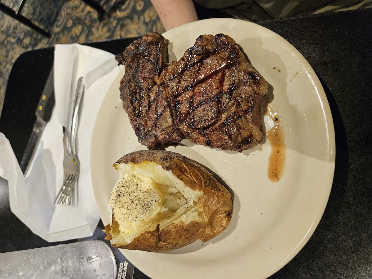 Logan's Rib-Eye-5