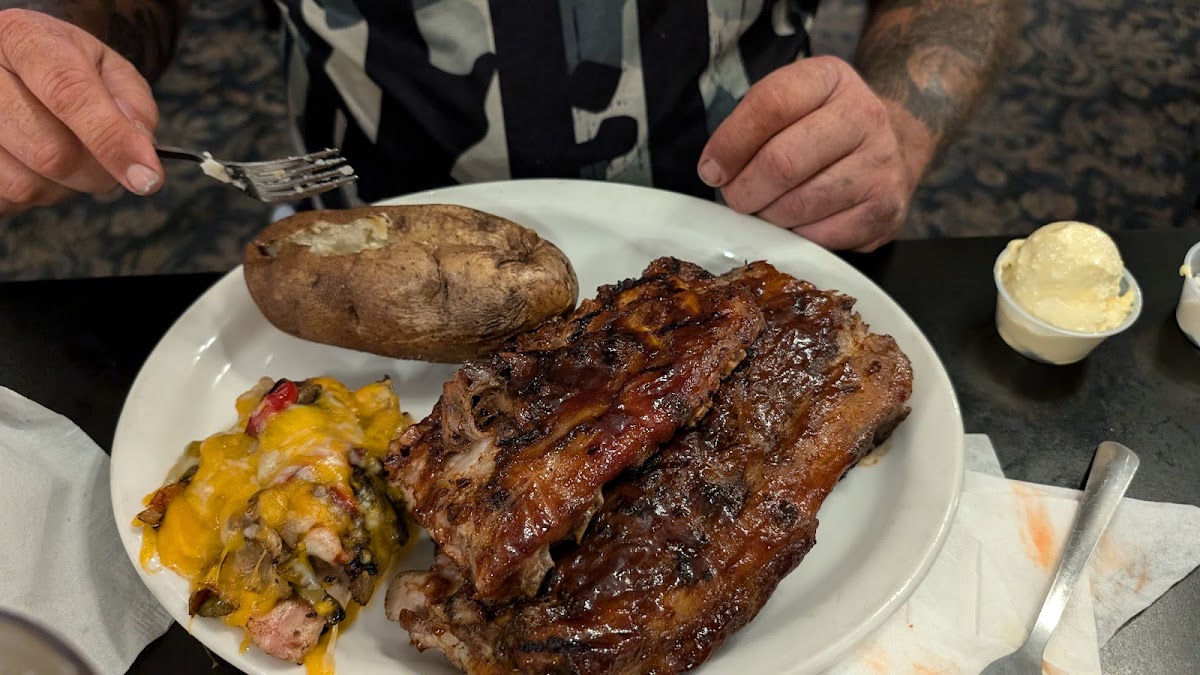 Logan's Rib-Eye-6
