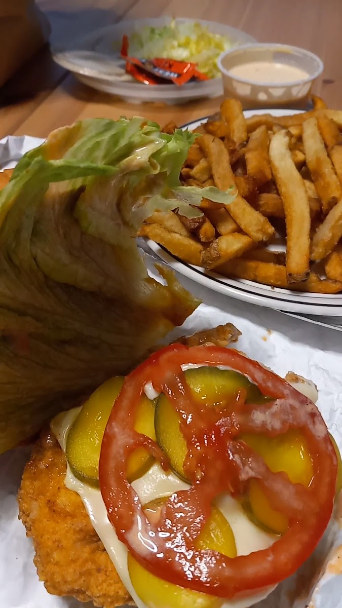 Logan's Simply Fresh Burgers & Chicken-2