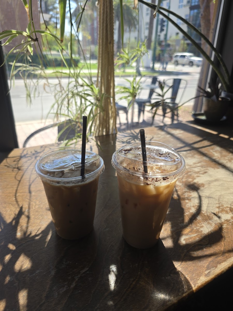 Lola Coffee-5