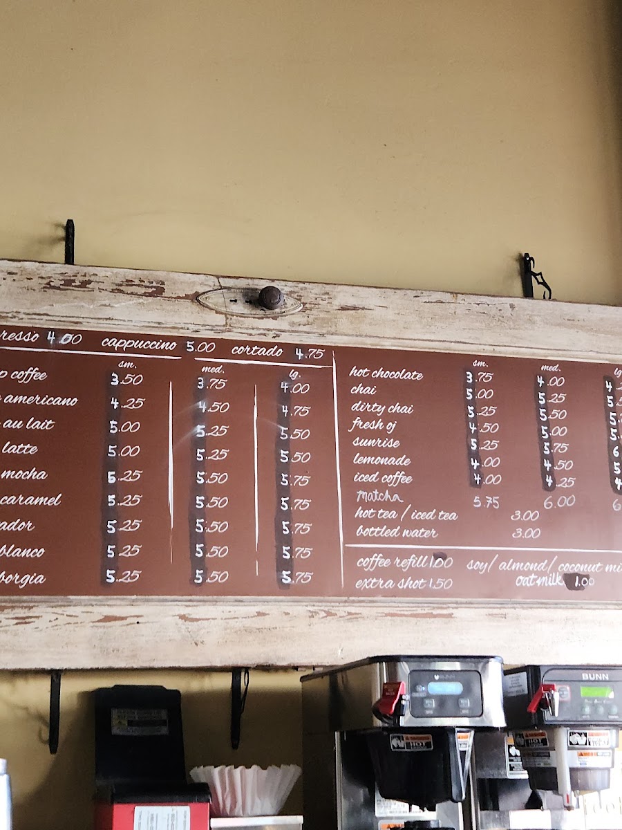 Menu Lola Coffee-4