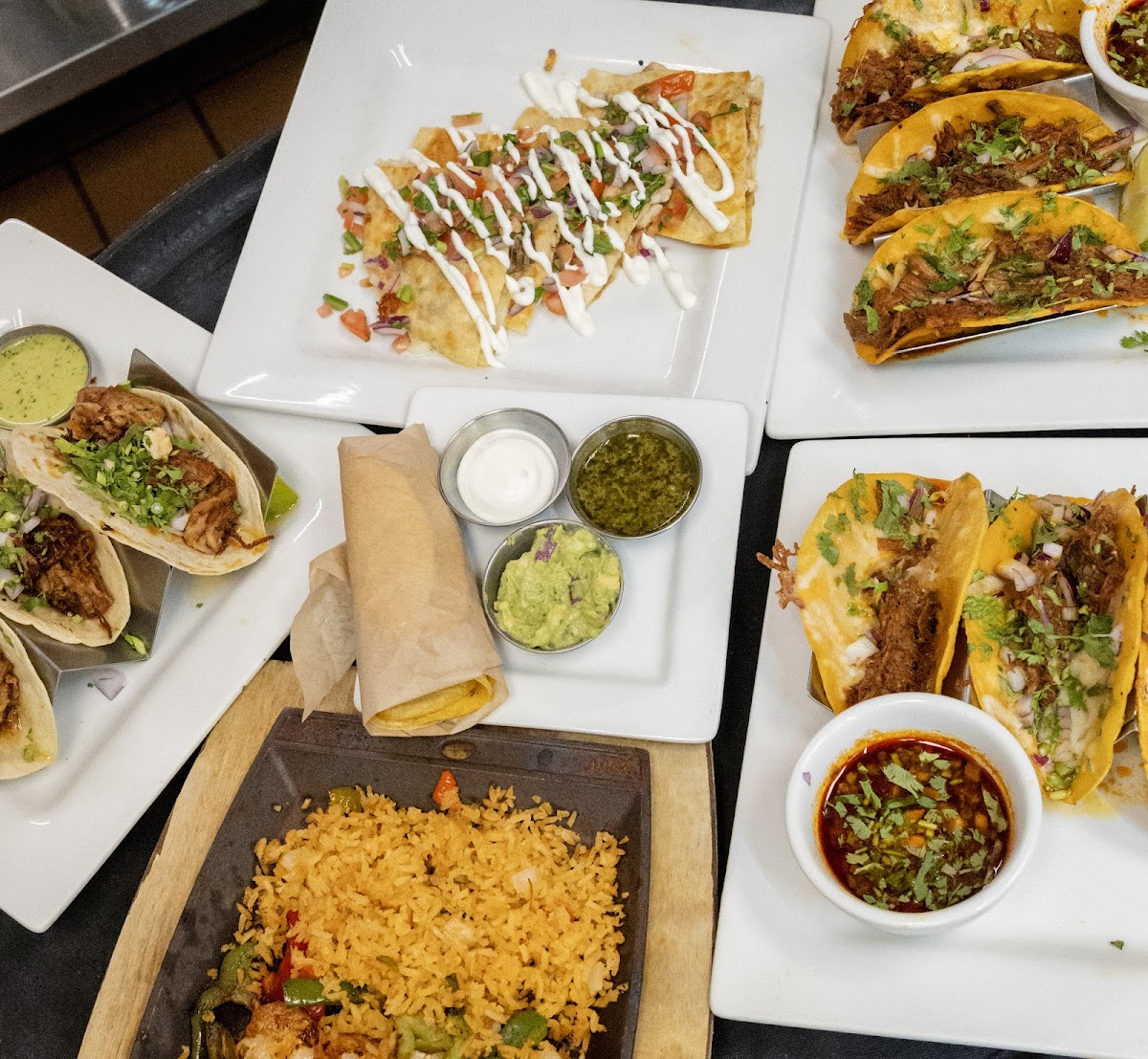 Lola's Beach Cantina-4