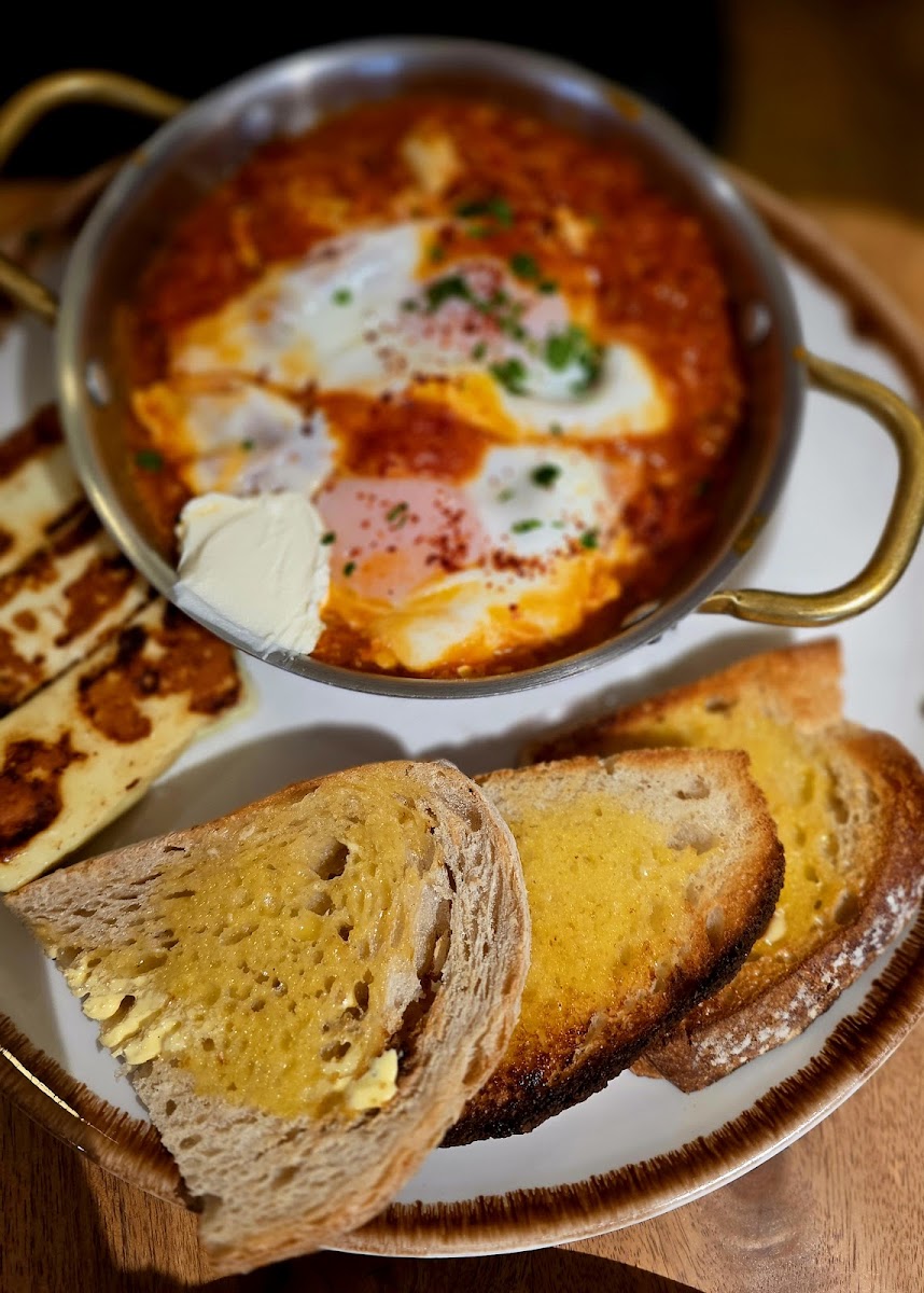 Lolo Cafe & Bistro ( Breakfast, Coffee, Lunch, Stevenage)-4