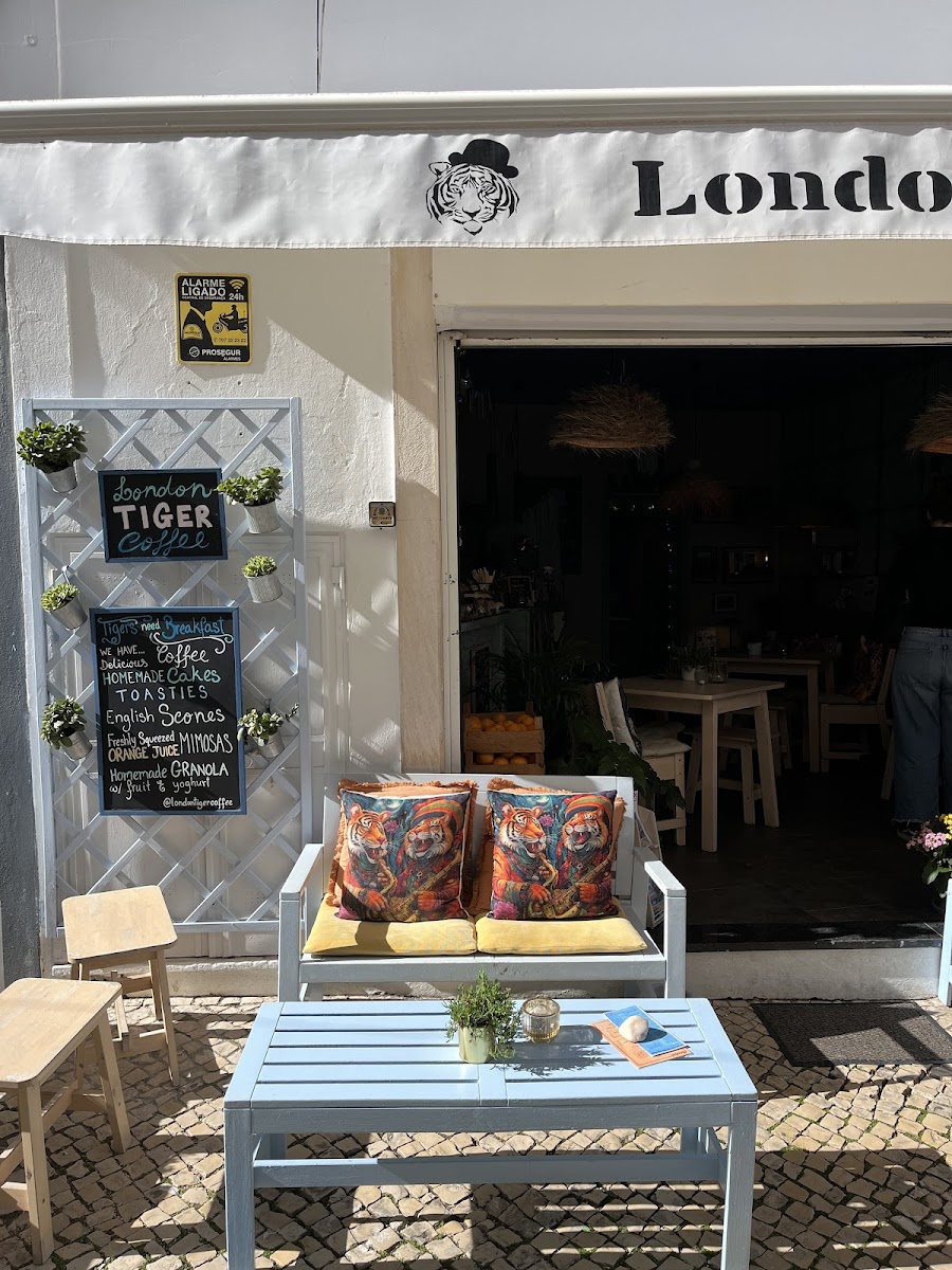 London Tiger Coffee