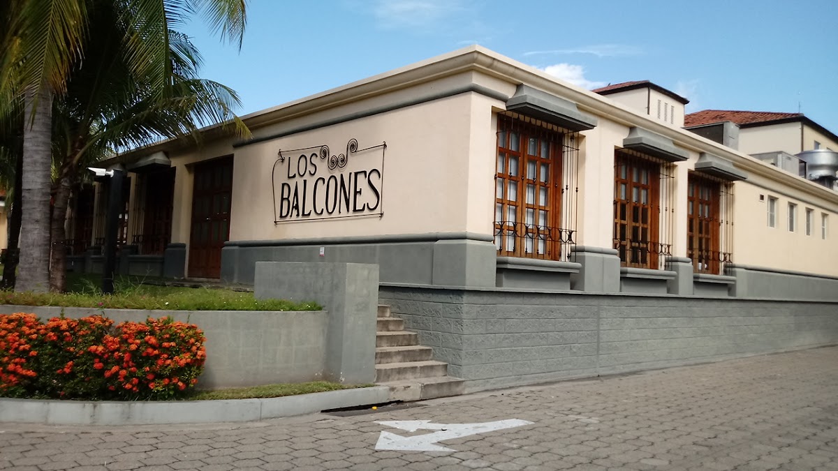 Los Balcones