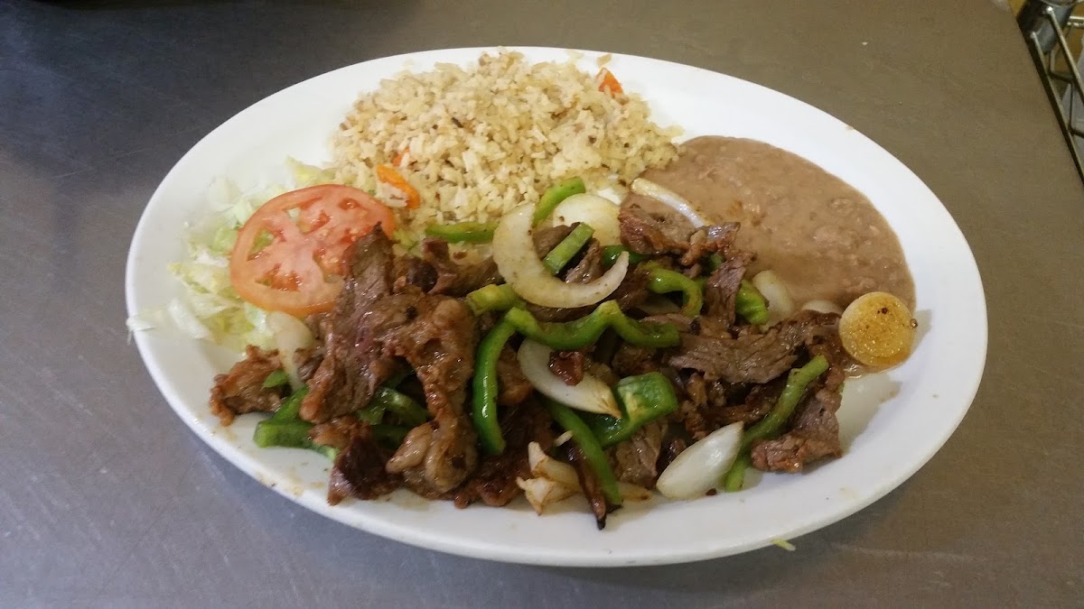 Los Compadres Mexican Restaurant-9