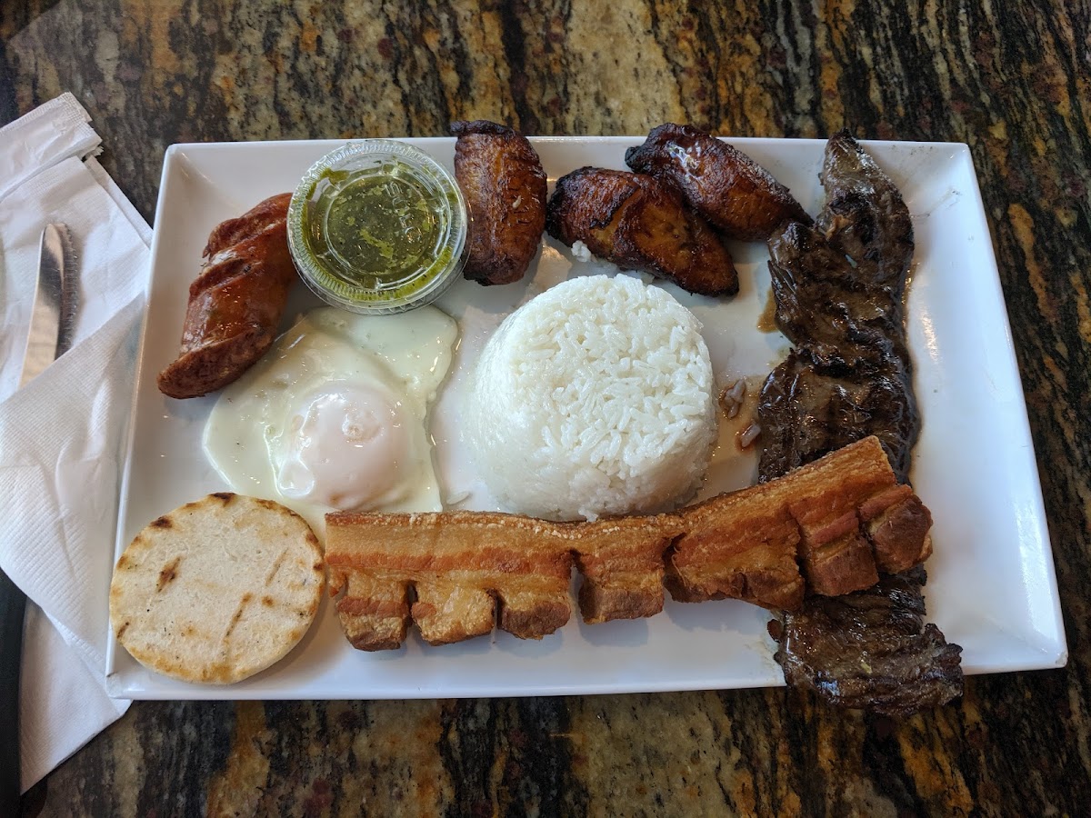 Los Frijolitos Colombian Restaurant-5