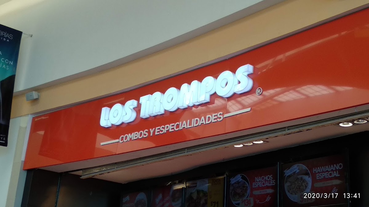 Los Trompos | Galerias Mid
