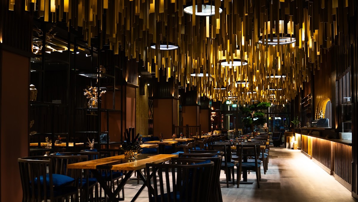 Lou Restaurant - The Finest Asian Kitchen & Sushi Dessau