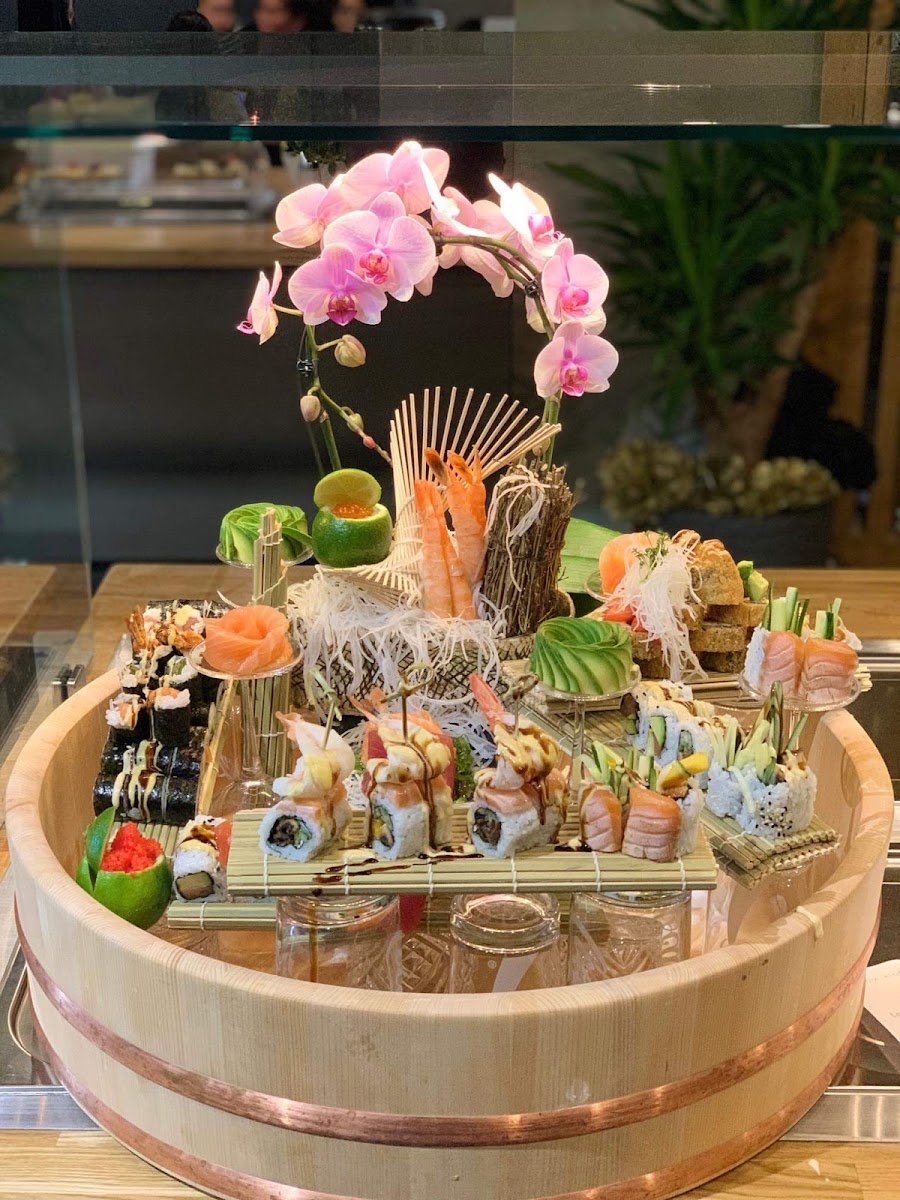 Lou Restaurant - The Finest Asian Kitchen & Sushi Dessau-4