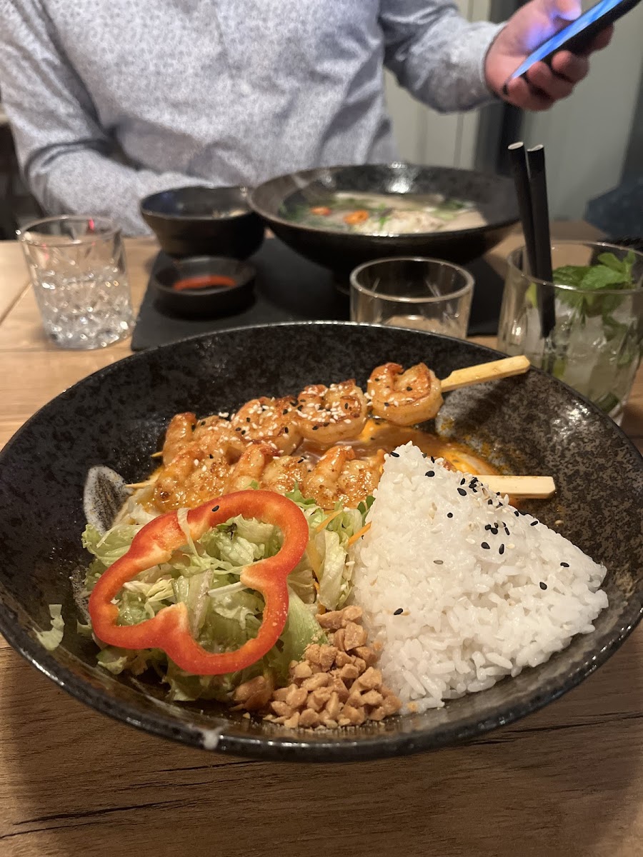 Lou Restaurant - The Finest Asian Kitchen & Sushi Dessau-7