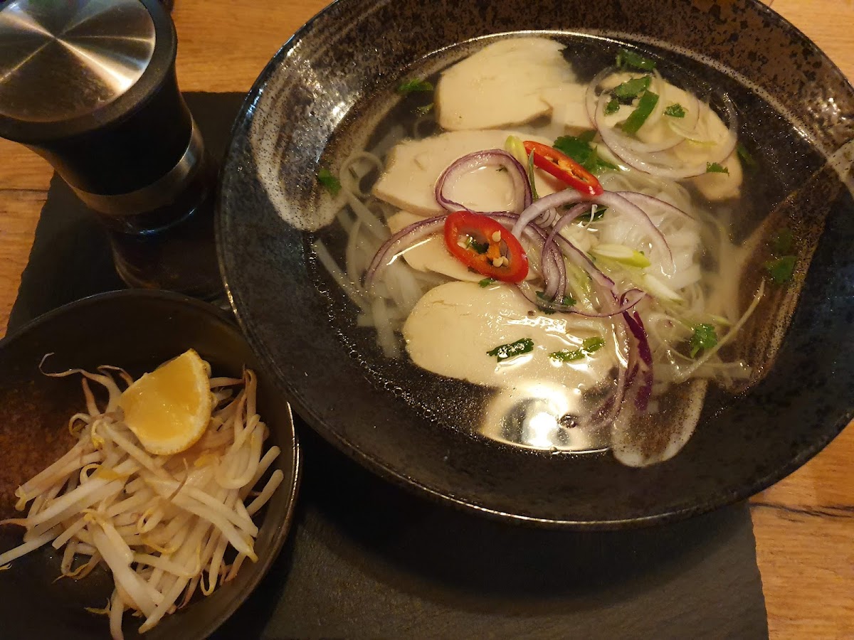 Lou Restaurant - The Finest Asian Kitchen & Sushi Dessau-8