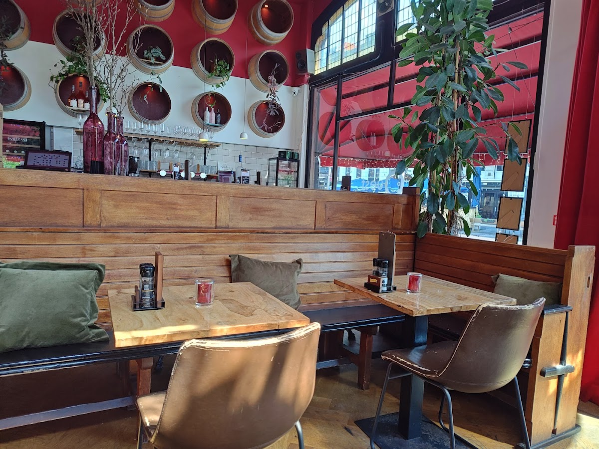 L'ouest | Wijnbar - Shared Dining - Lunch-4
