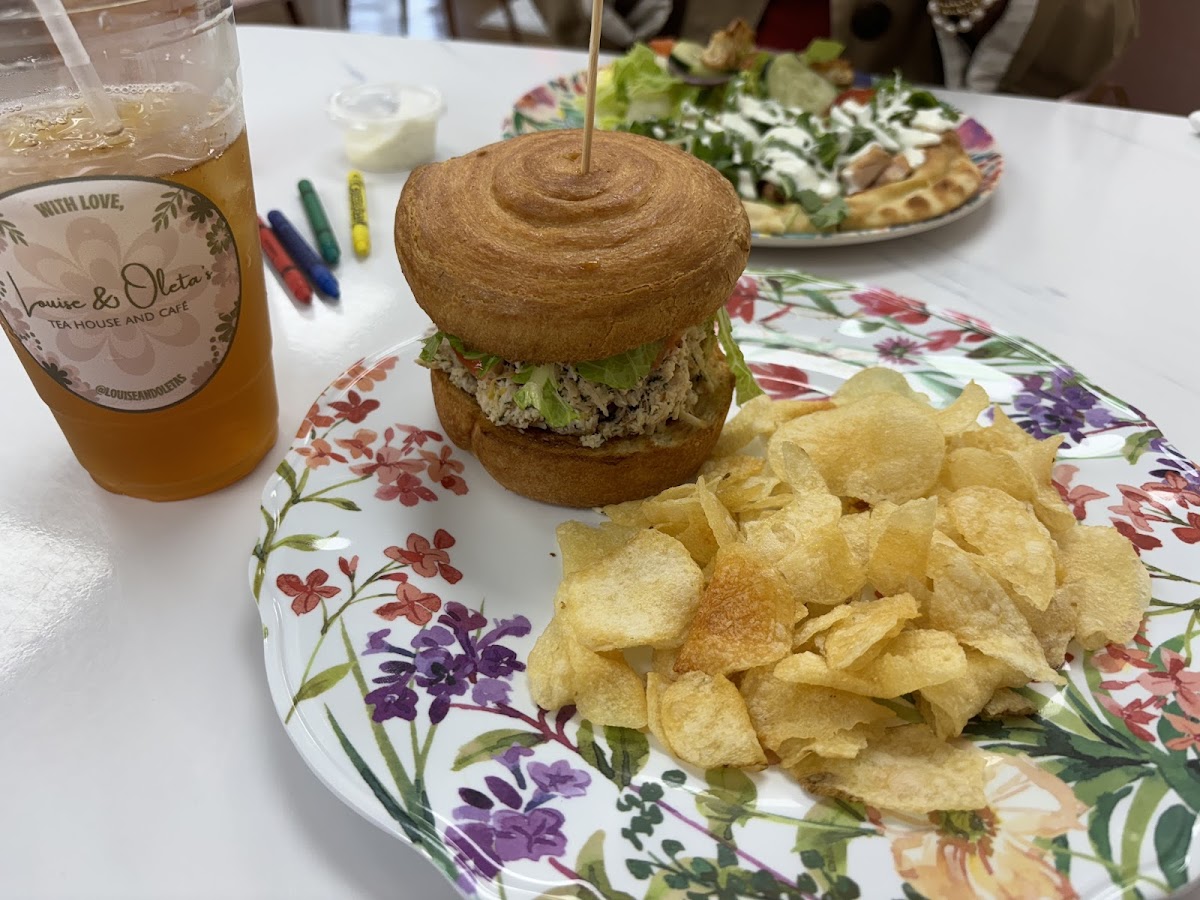 Louise & Oleta's Tea House And Cafe-6