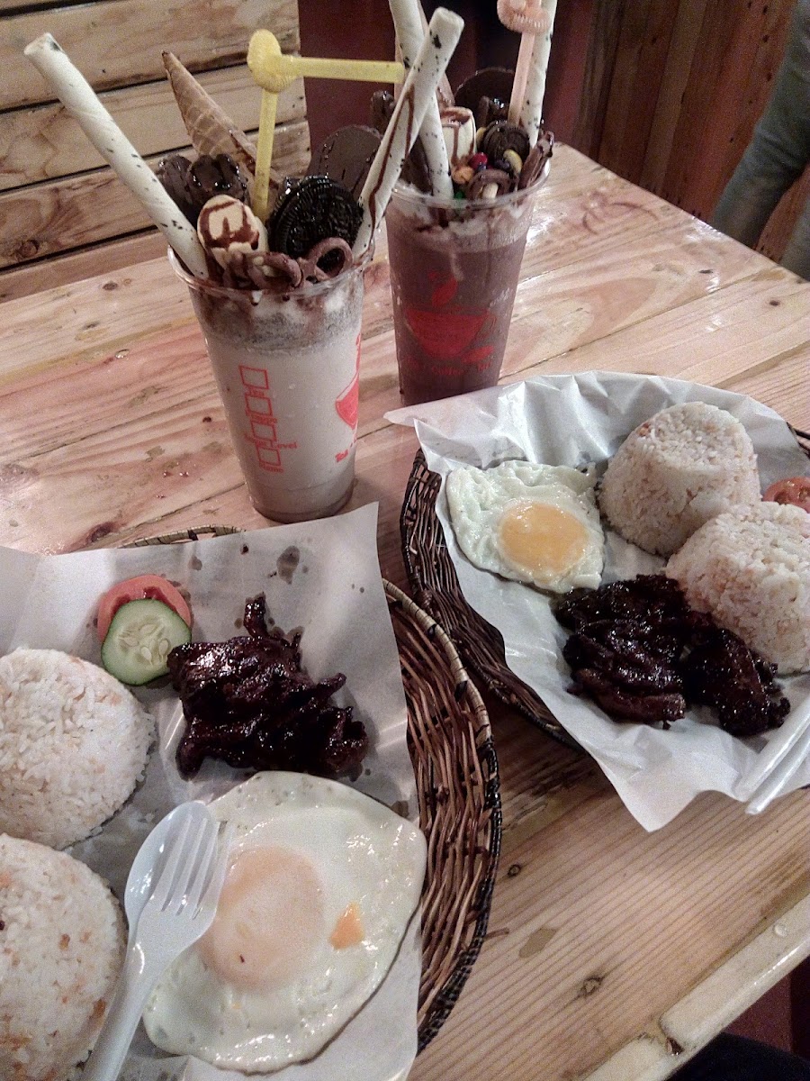 Loumars Cafe & Restaurant - Tagaytay Francisco-9