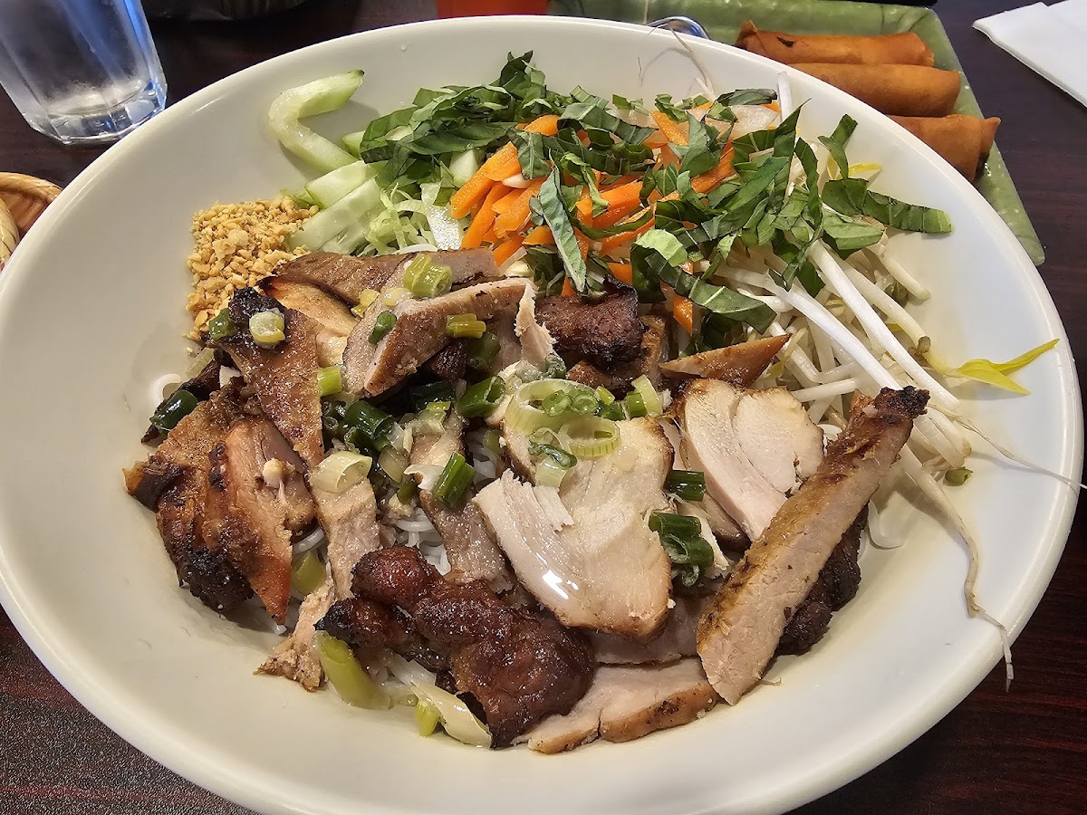 Love Phở & Boba-2
