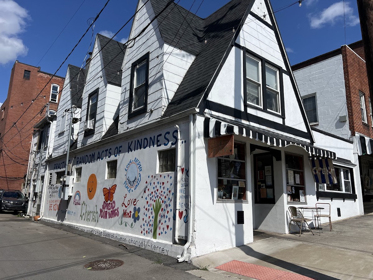 Lucky Rivers Cafe And Catering Llc-3