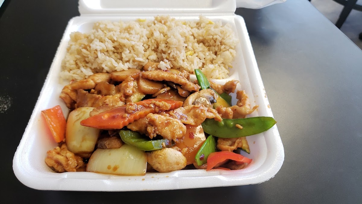 Lucky Wok-5