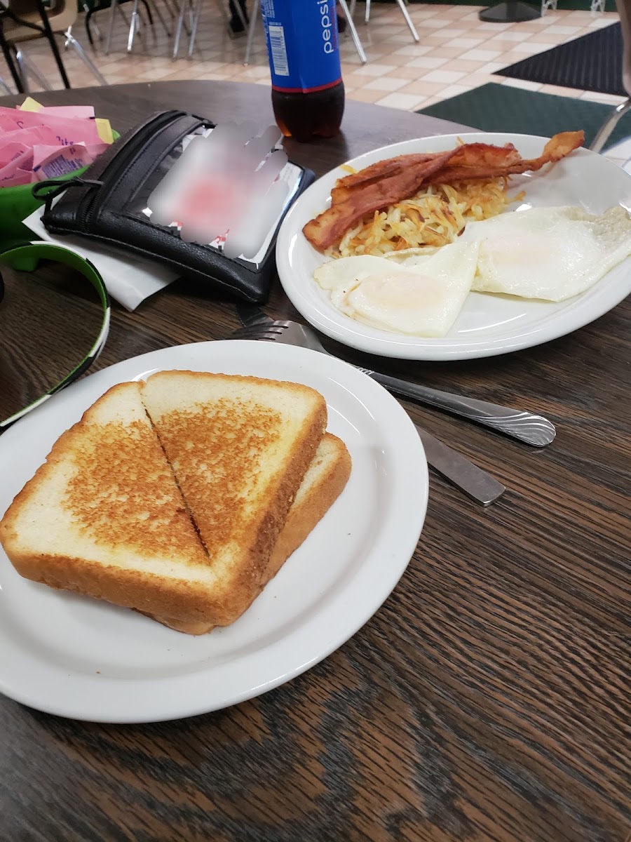 Lucy's Cafe-9