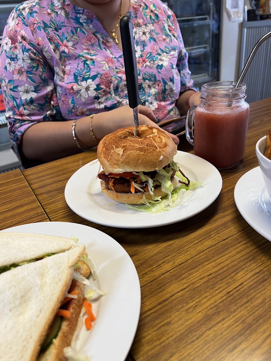 Lucy's Tearooms-10