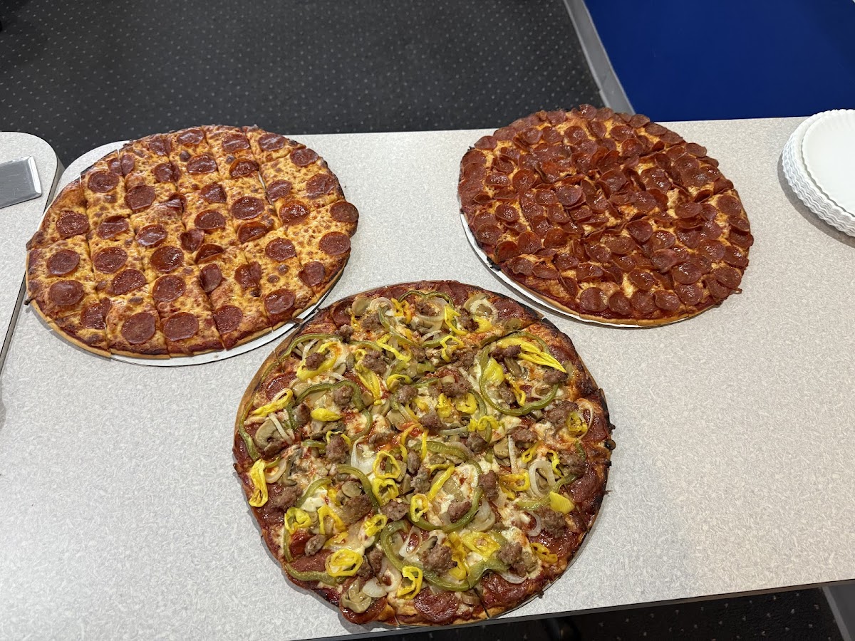 Luigi's Pizza-2