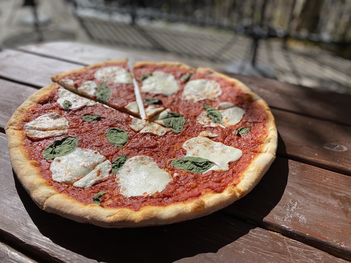 Luigi's Pizzeria-3