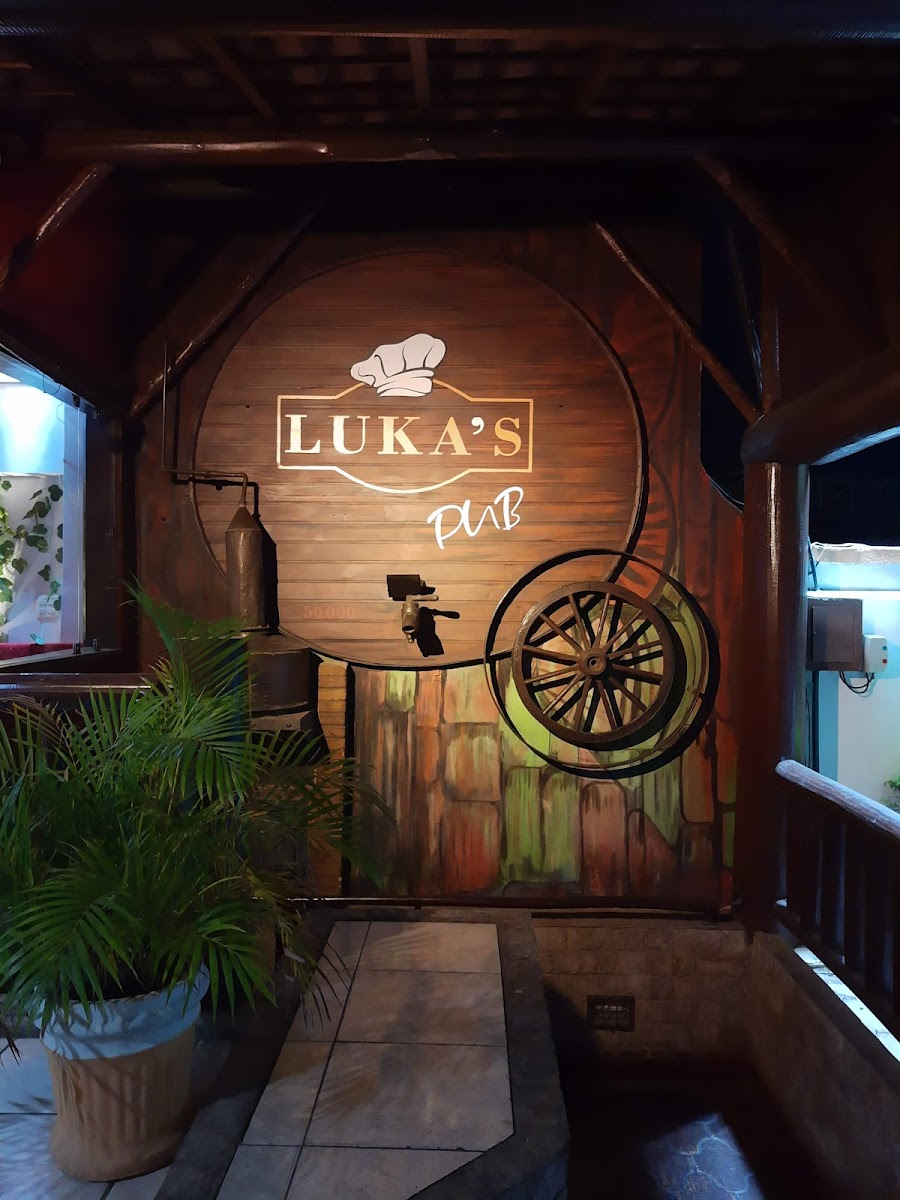 Luka's Pizzeria - Restaurant And Steakhouse