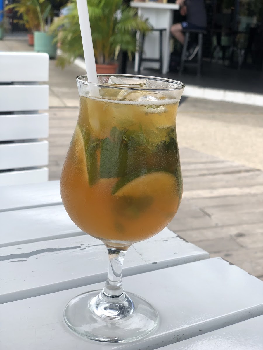 Lulu Bar Restaurant And Cafe-8