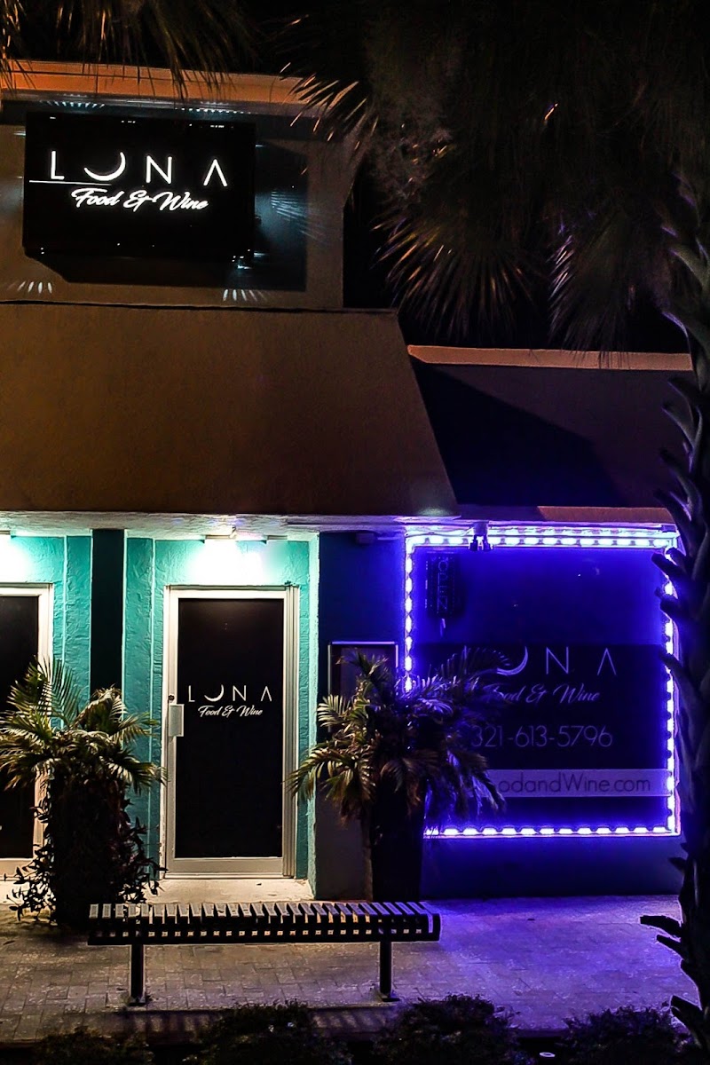 Luna Food & Wine Aka Luna @ Kahuna