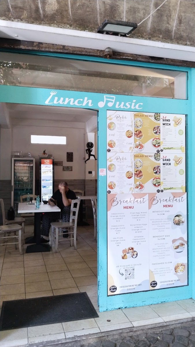 Menu Lunch Music-3