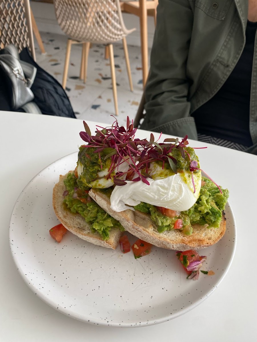 Lunita Pasteleria Bristol-7
