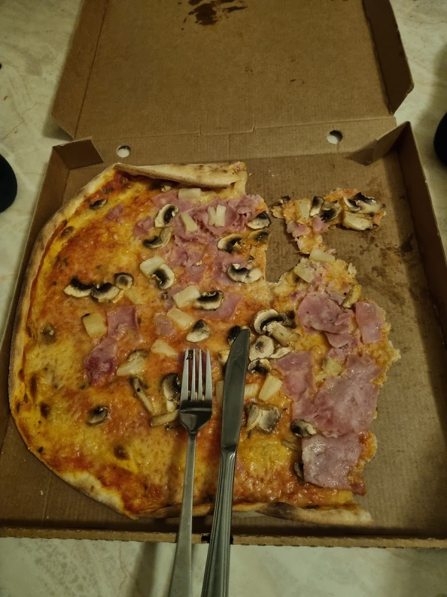 Ly Pizzeria Hb-10