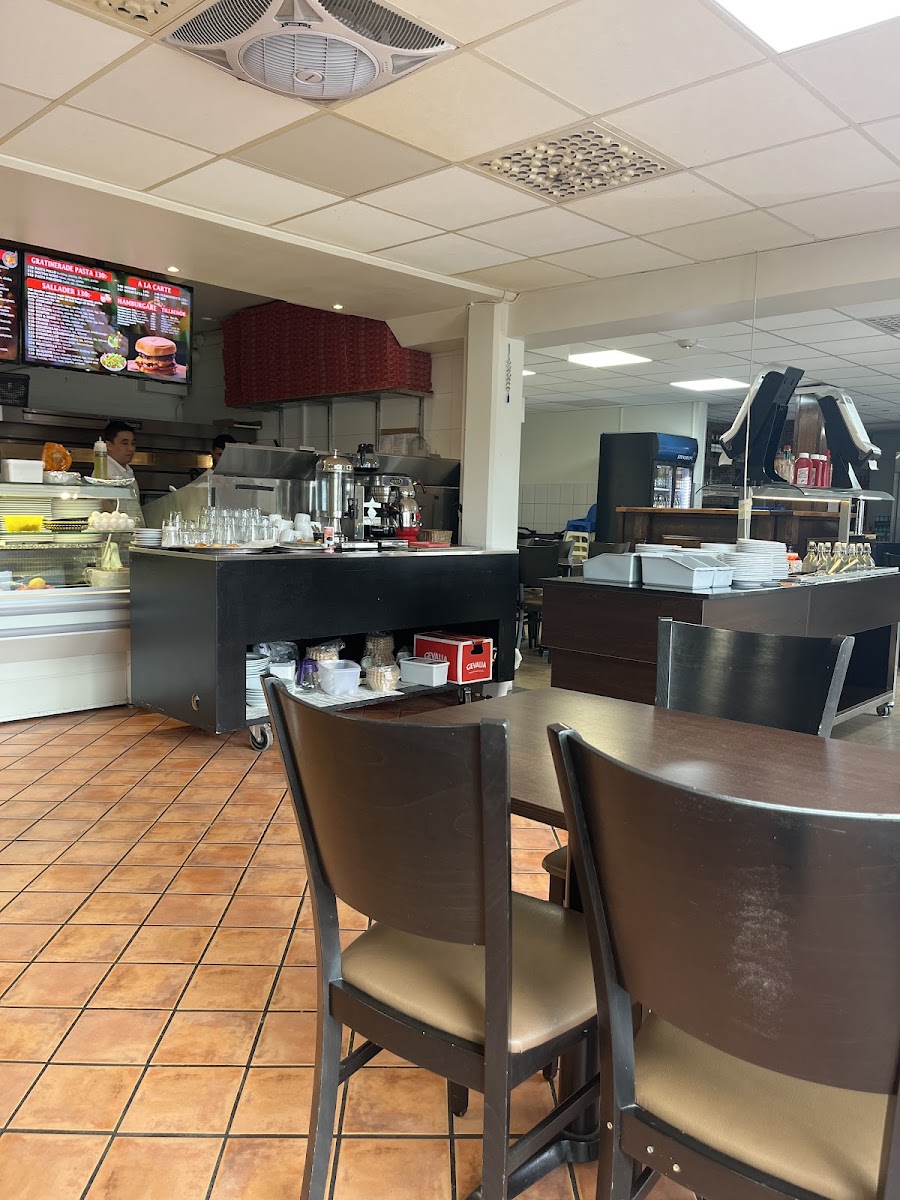 Ly Pizzeria Hb-4